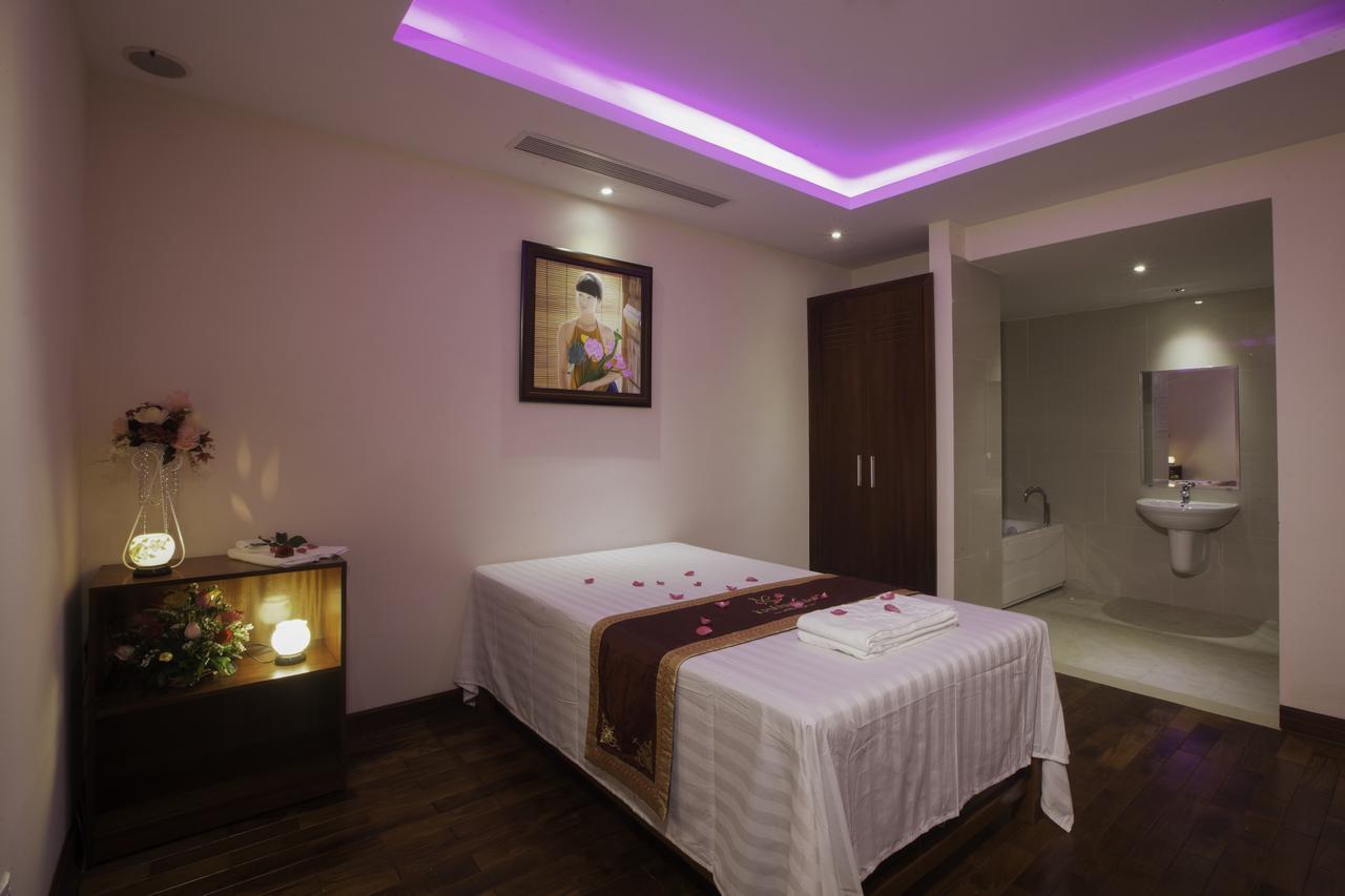 Khanh Linh Hotel Pleiku Exteriör bild