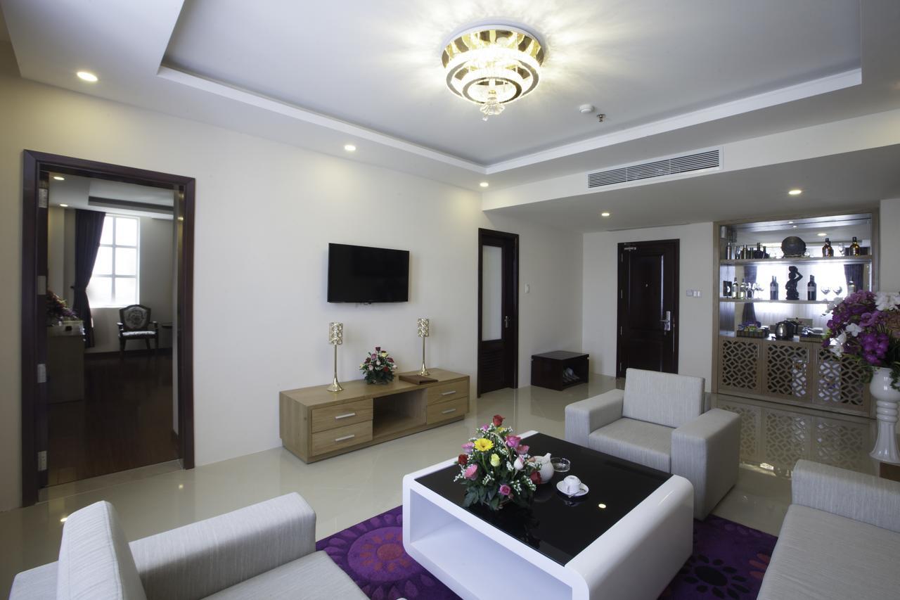 Khanh Linh Hotel Pleiku Exteriör bild