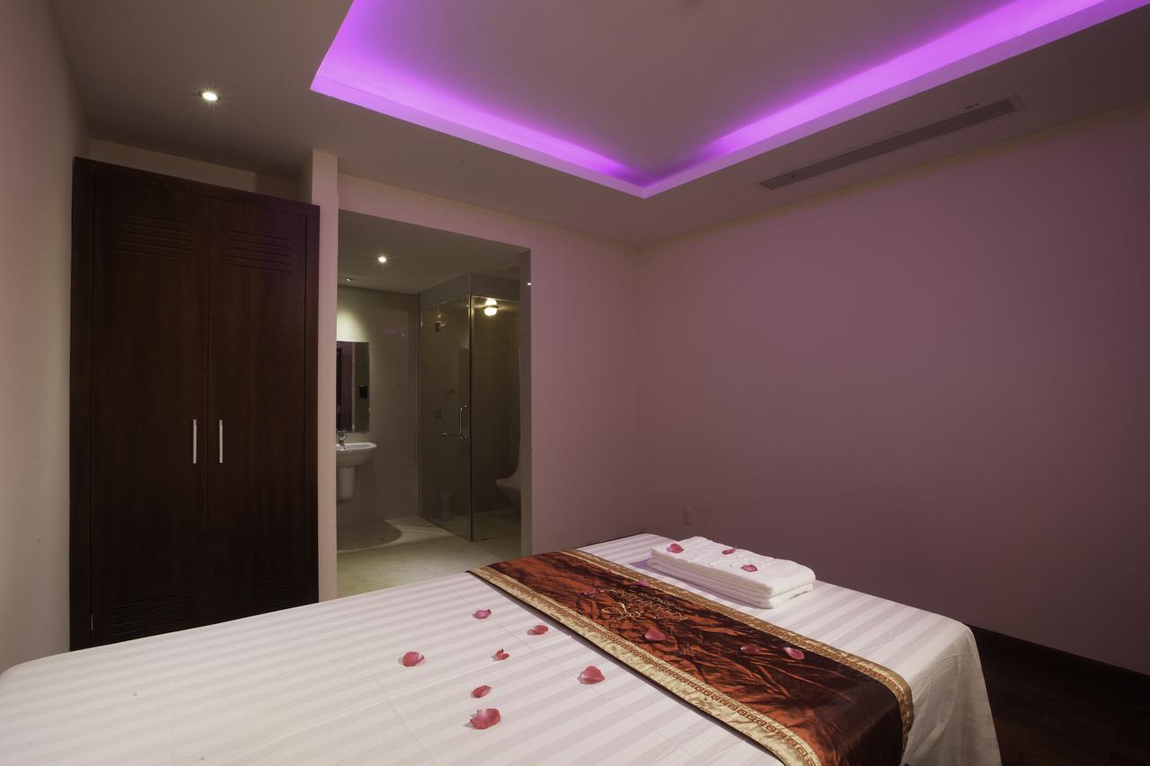 Khanh Linh Hotel Pleiku Exteriör bild