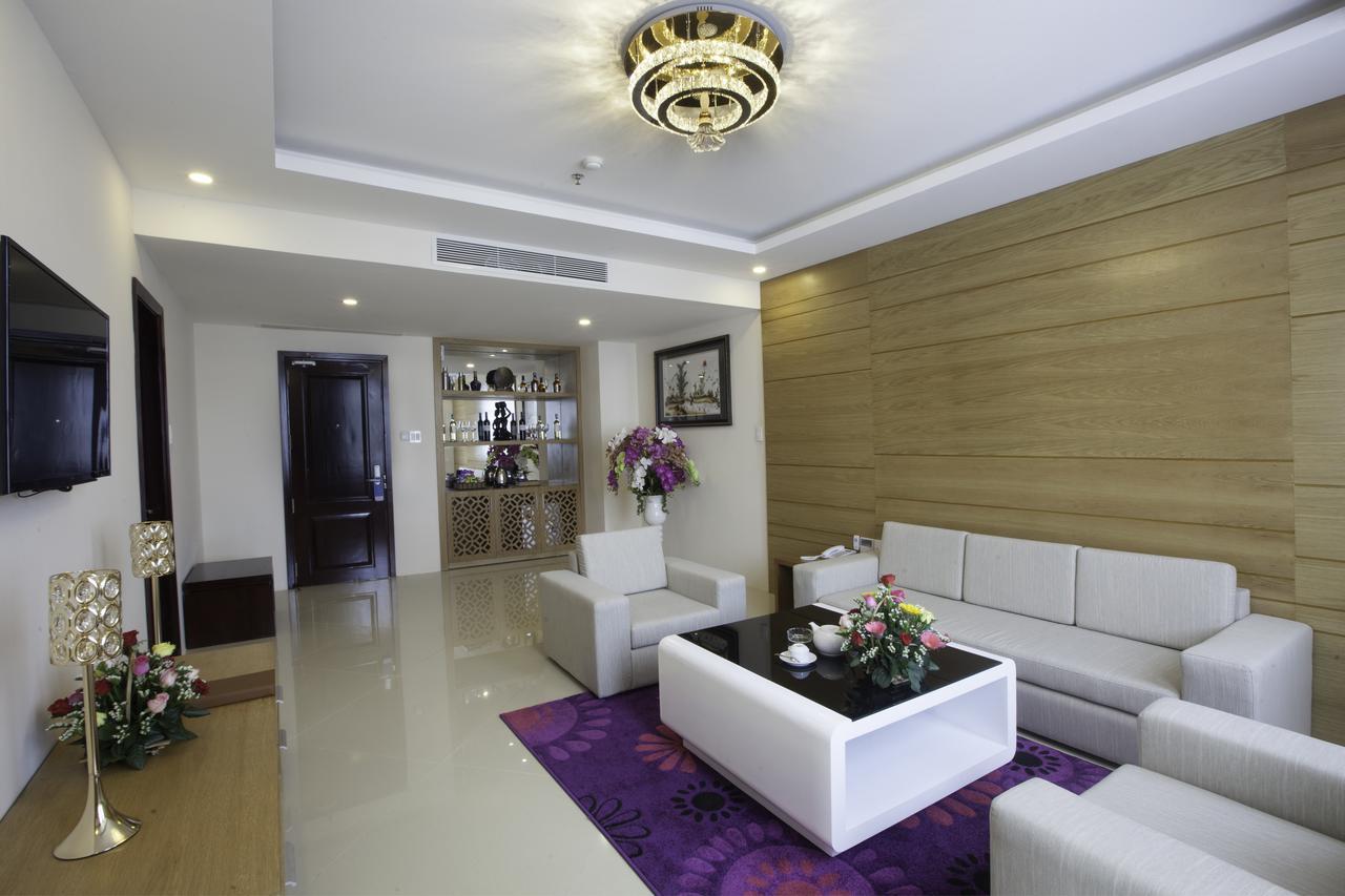 Khanh Linh Hotel Pleiku Exteriör bild
