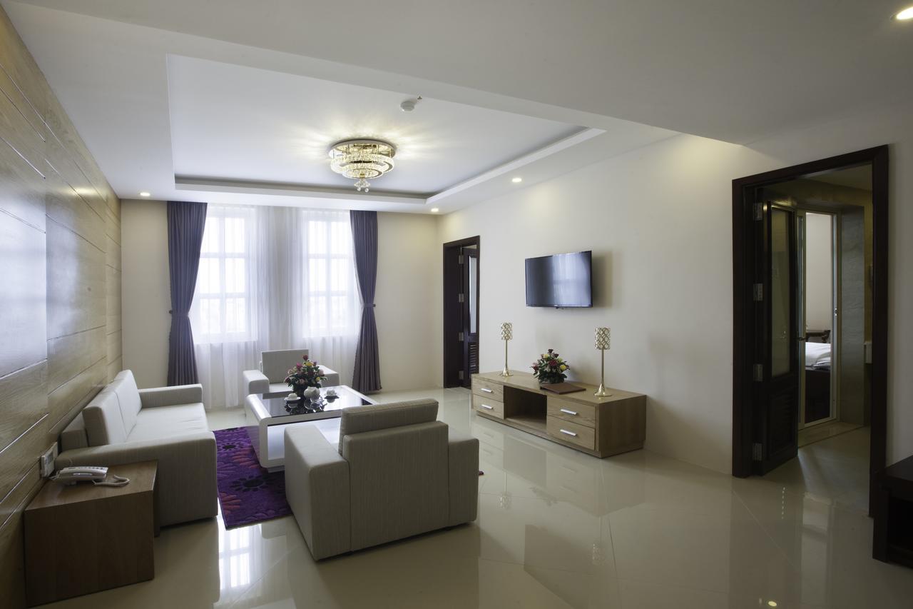 Khanh Linh Hotel Pleiku Exteriör bild