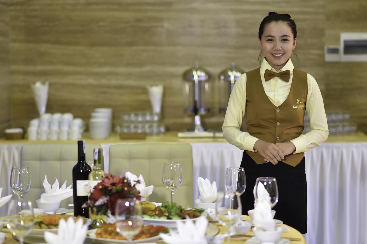 Khanh Linh Hotel Pleiku Exteriör bild