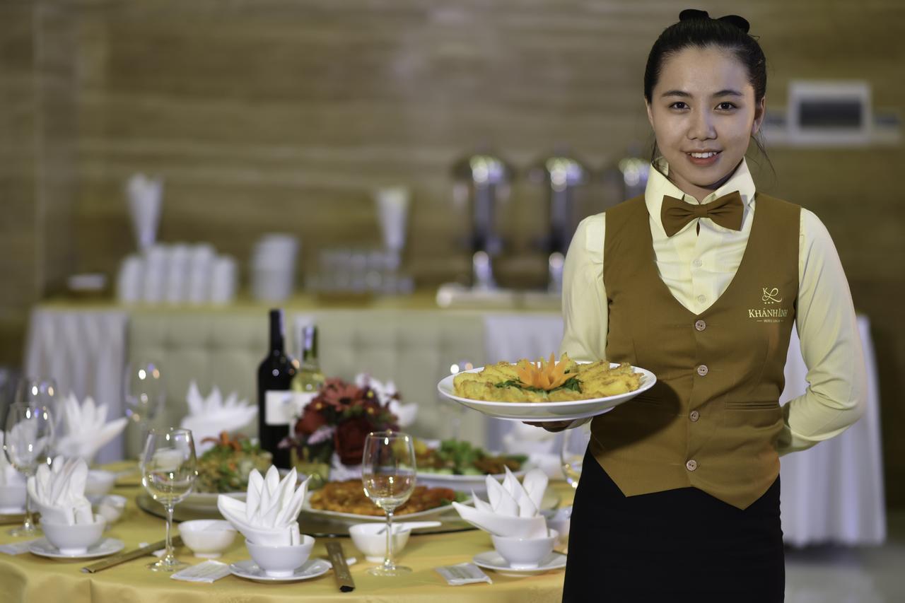 Khanh Linh Hotel Pleiku Exteriör bild